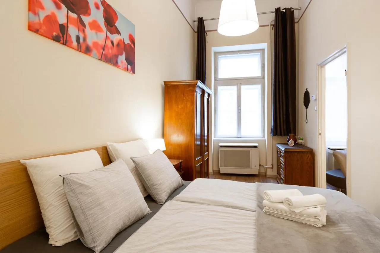 Vintage & Cosy Flat @Heart Of Bp contacts