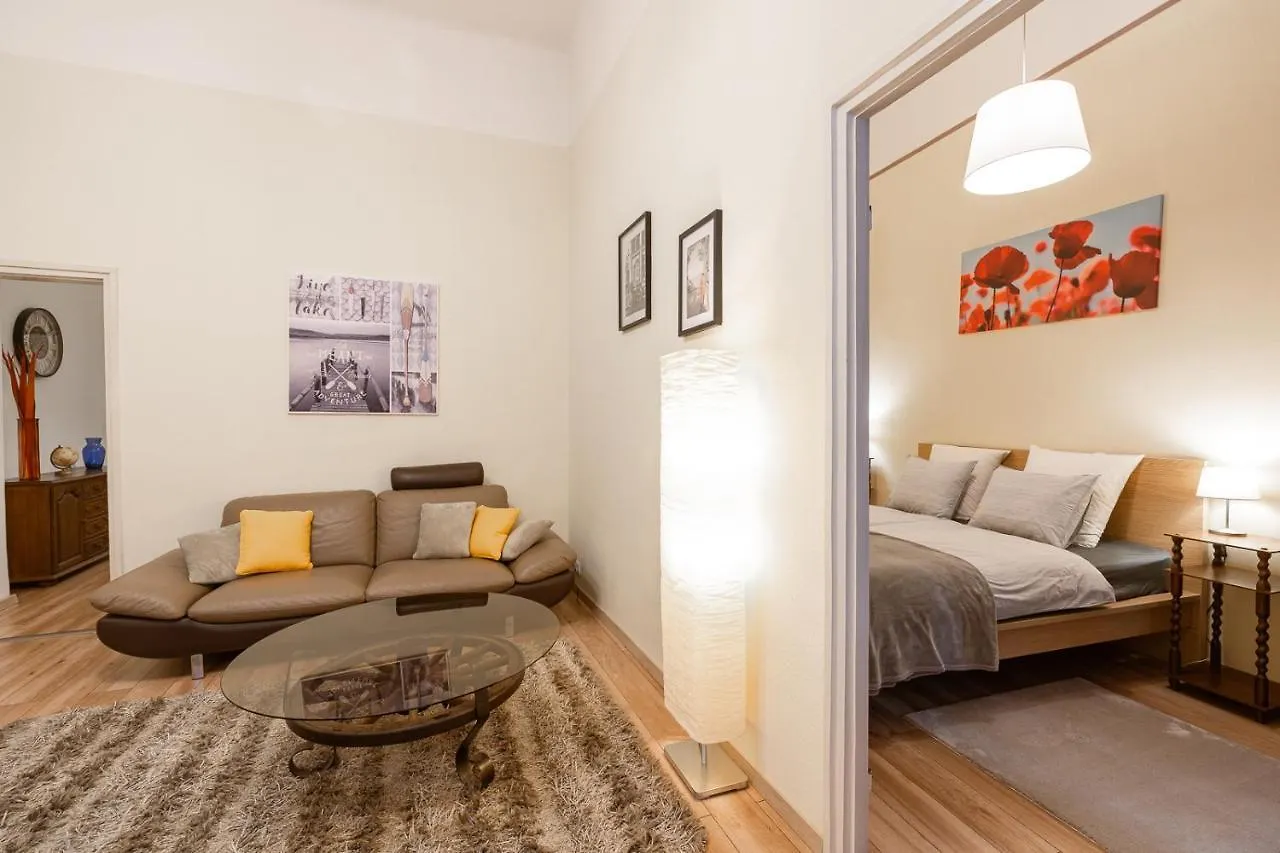 Vintage & Cosy Flat @Heart Of Bp Apartment Budapest Hungary